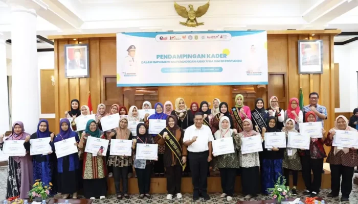 Pj Gubernur Banten Al Muktabar Tutup Pendampingan Kader Posyandu dalam PAUD: Transformasi Pendidikan Anak Usia Dini Menuju 2045