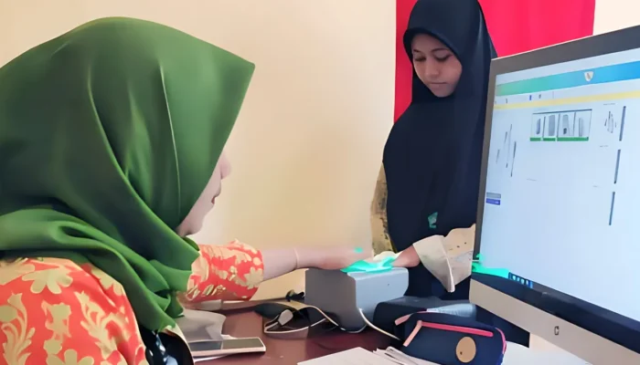 Masyarakat Tak Perlu Lagi Repot ke Kantor Disdukcapil, Cetak e-KTP Kini Bisa di Kecamatan