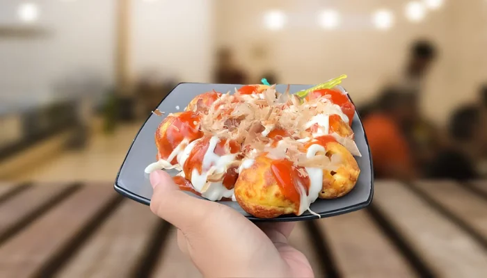 Takoyaki Galeong, Nikmatnya Jajanan Jepang Seribuan yang Viral di Kota Tangerang