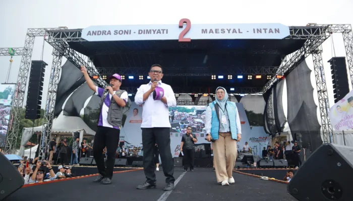 Dewa 19 dengan Vokalis Virzha Pukau Warga Tangerang di Konser Banten Maju Maesyal-Intan dan Andra Soni-Dimyati