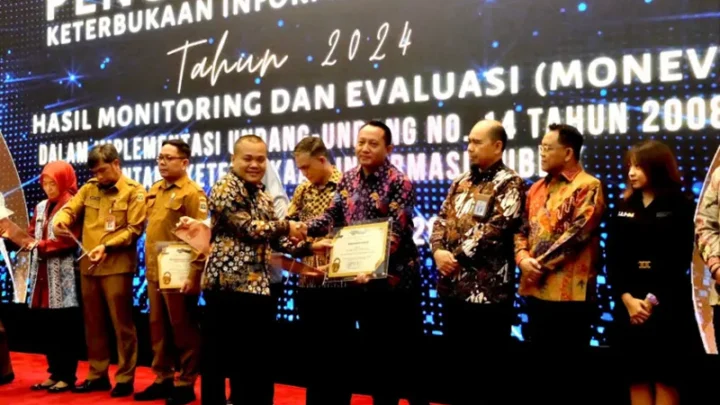 Pemkab Tangerang Raih Anugerah Keterbukaan Informasi Badan Publik Informatif 2024, Ajang Penghargaan Instansi di Banten