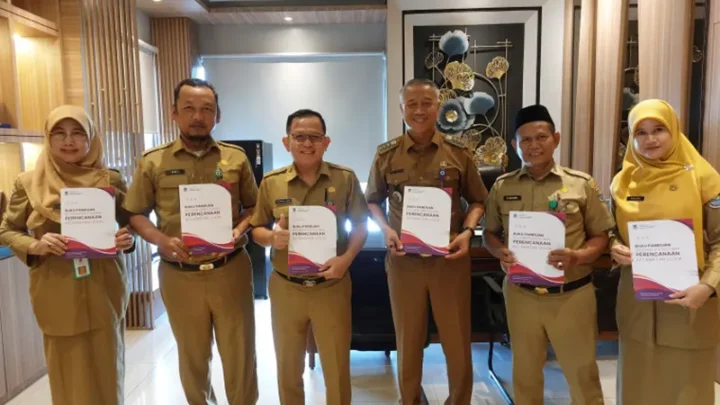 Sosialisasi Pedoman Pembuatan Dokumen Perencanaan untuk Memperjelas Standar dan Prosedur di Setiap Unit Kerja