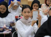 Antusias! 148 Peserta dari Berbagai Kalangan Ramaikan Training Class Make Up Rumah Muda Indonesia dan Hawa Modelling School