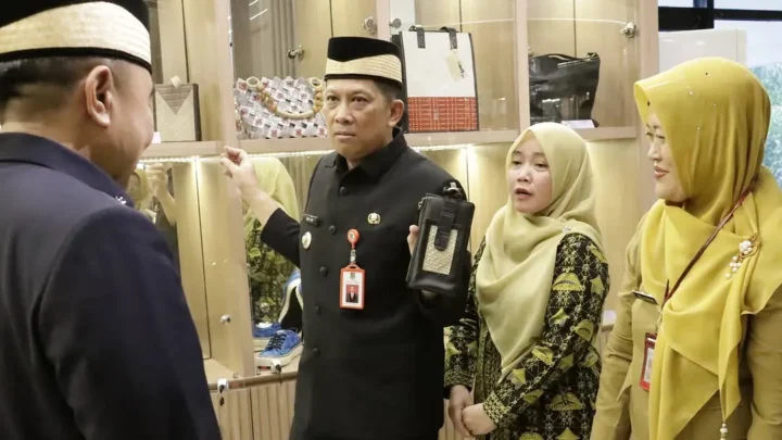 Gerai Dekranasda Kabupaten Tangerang Dibuka, Pj Bupati: Pusat Promosi untuk Produk Kreatif Lokal