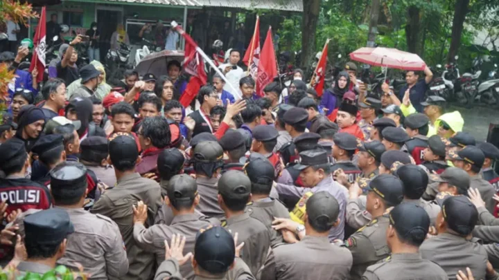 Situasi Kondusif Tanpa Insiden, Satpol PP Kawal Aksi Demonstrasi Kantor ATR/BPN Kabupaten Tangerang