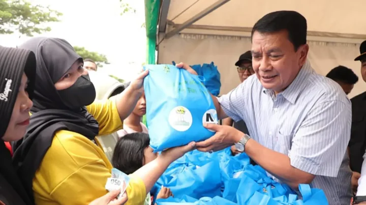 BPC HIPMI Gelar Bazar Sembako Murah di Panongan, Bupati Maesyal: Wujud Pemerintah, Organisasi, dan Swasta Dukung Stabilitas Harga