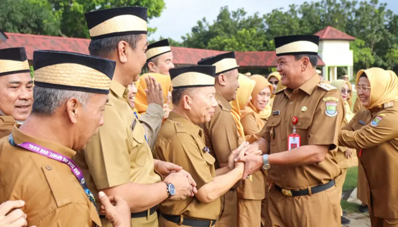 Bupati Maesyal Rasyid