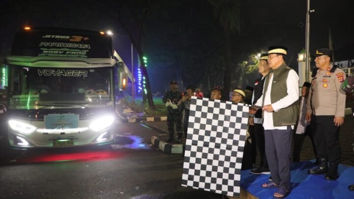 Bupati Lepas Jamaah Haji Kloter Pertama Kabupaten Tangerang, 393 Jamaah Siap Menuju Tanah Suci