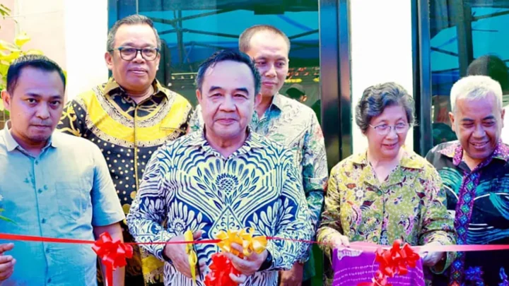 Resmikan Balai PKK Melati 24, Sekda: “Langkah Nyata Membangun Warga Lebih Mandiri”