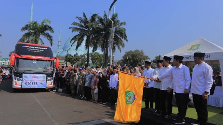 Pelepasan Calon Haji Kloter 02/JKG Kota Tangerang, Keberangkatan Hingga Pemulangan Ditanggung Pemkot Tangerang
