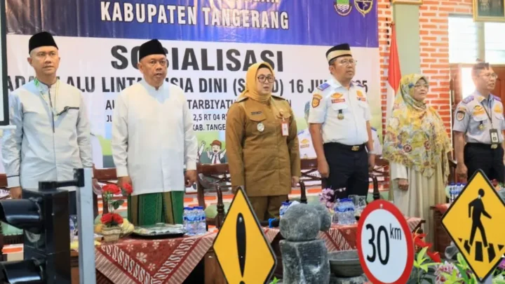 Wabup Tangerang Edukasi Pelajar SDS Tarbiyatul Mubtadiin soal SALUD dan Keselamatan Lalu Lintas
