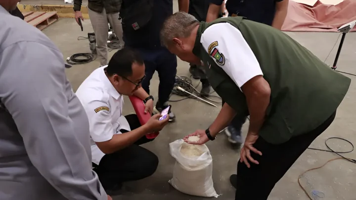 Bulog dan DPKP Kabupaten Tangerang Pastikan 131 Ton Beras Bantuan Sesuai Standar Nasional 