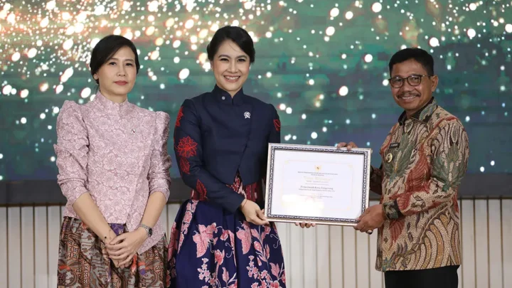 Pemkot Tangerang Raih Penghargaan Kota Layak Anak Peringkat Nindya 2025 dari Kemen PPPA RI