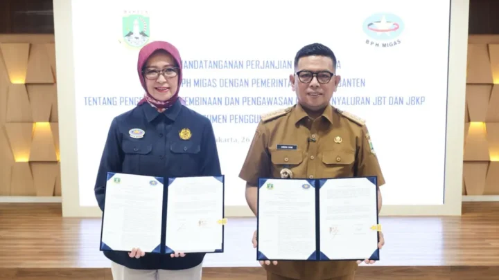 Distribusi BBM Bersubsidi Diperkuat, Gubernur Banten Andra Soni Sepakati Kerja Sama dengan BPH Migas