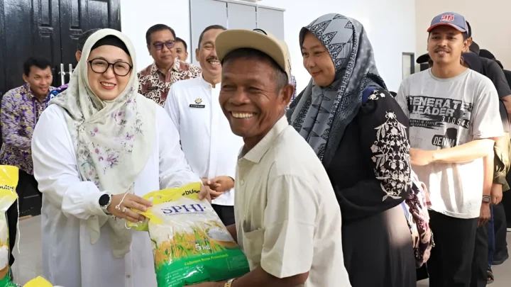 Pemkab Tangerang Sediakan 2 Ton Beras Subsidi dalam Gerakan Pangan Murah di Tigaraksa