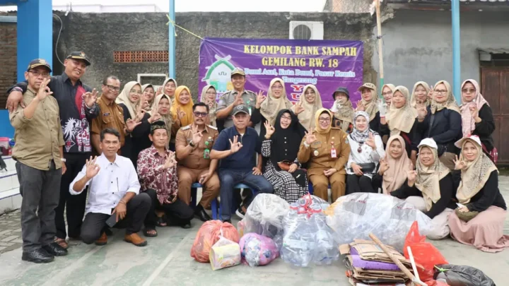 Wabup Tangerang Apresiasi Semangat Ibu-Ibu RW 18 Perumahan Bumi Asri Kelola Bank Sampah Gemilang