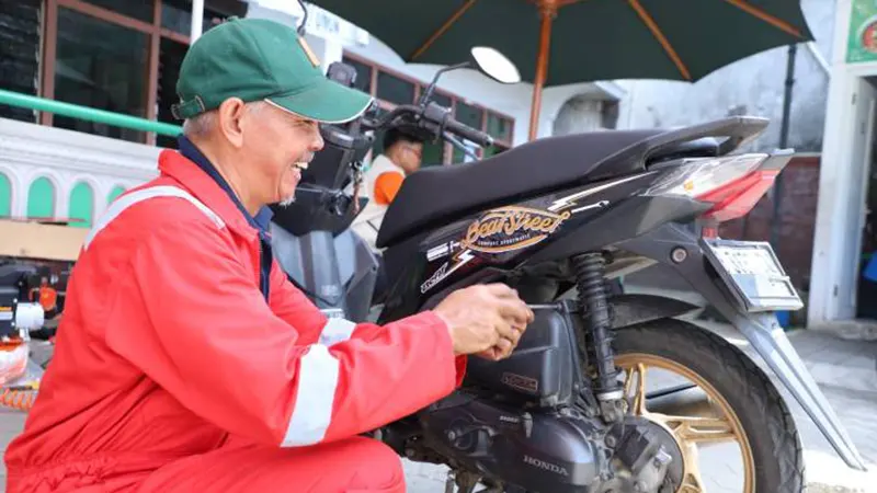 Gratis! BAZNAS Tangerang Buka Layanan Ganti Oli untuk Pemudik Motor