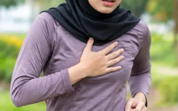 Dada Terasa Berat Saat Jogging dan Hilang Setelah Istirahat? Waspadai Angina Stabil