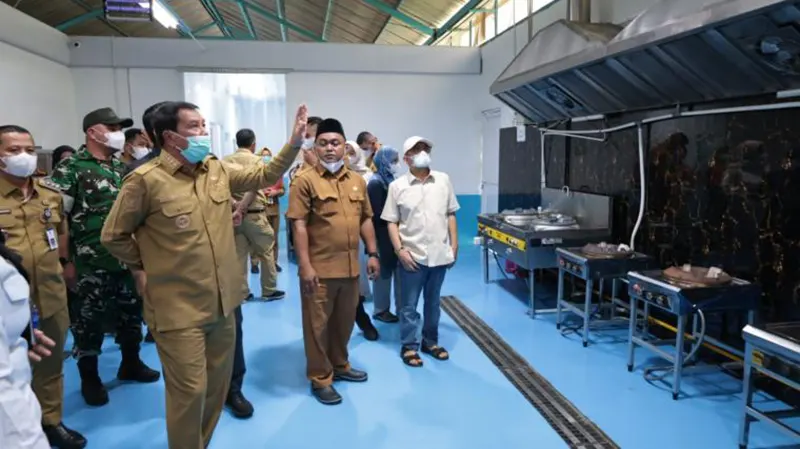 Tak Hanya Penuhi Gizi, SPPG Parahu 2 Serap 43 Tenaga Kerja Lokal